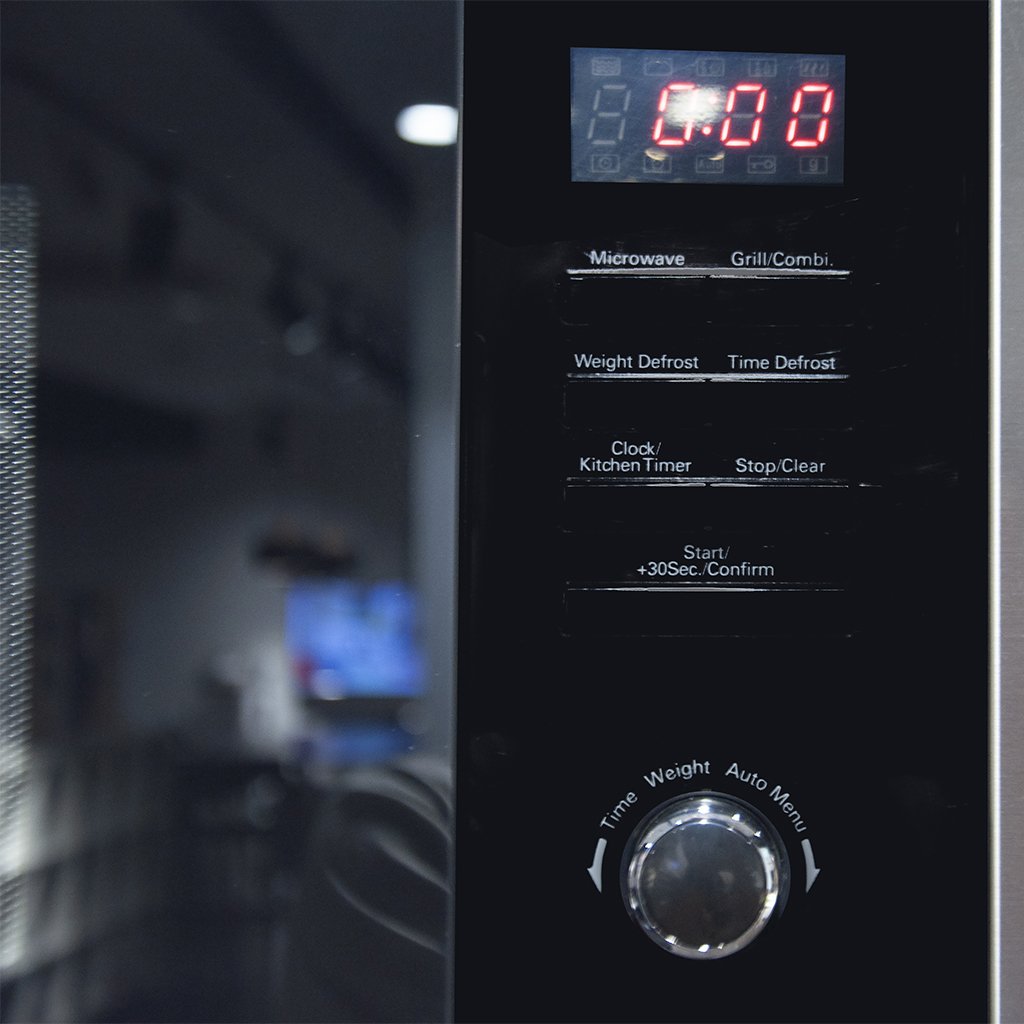 LÒ VI SÓNG KẾT HỢP NƯỚNG ÂM TỦ HM-B38A